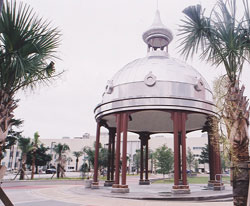 photo of the silver dome from the courthouse built in August 1892